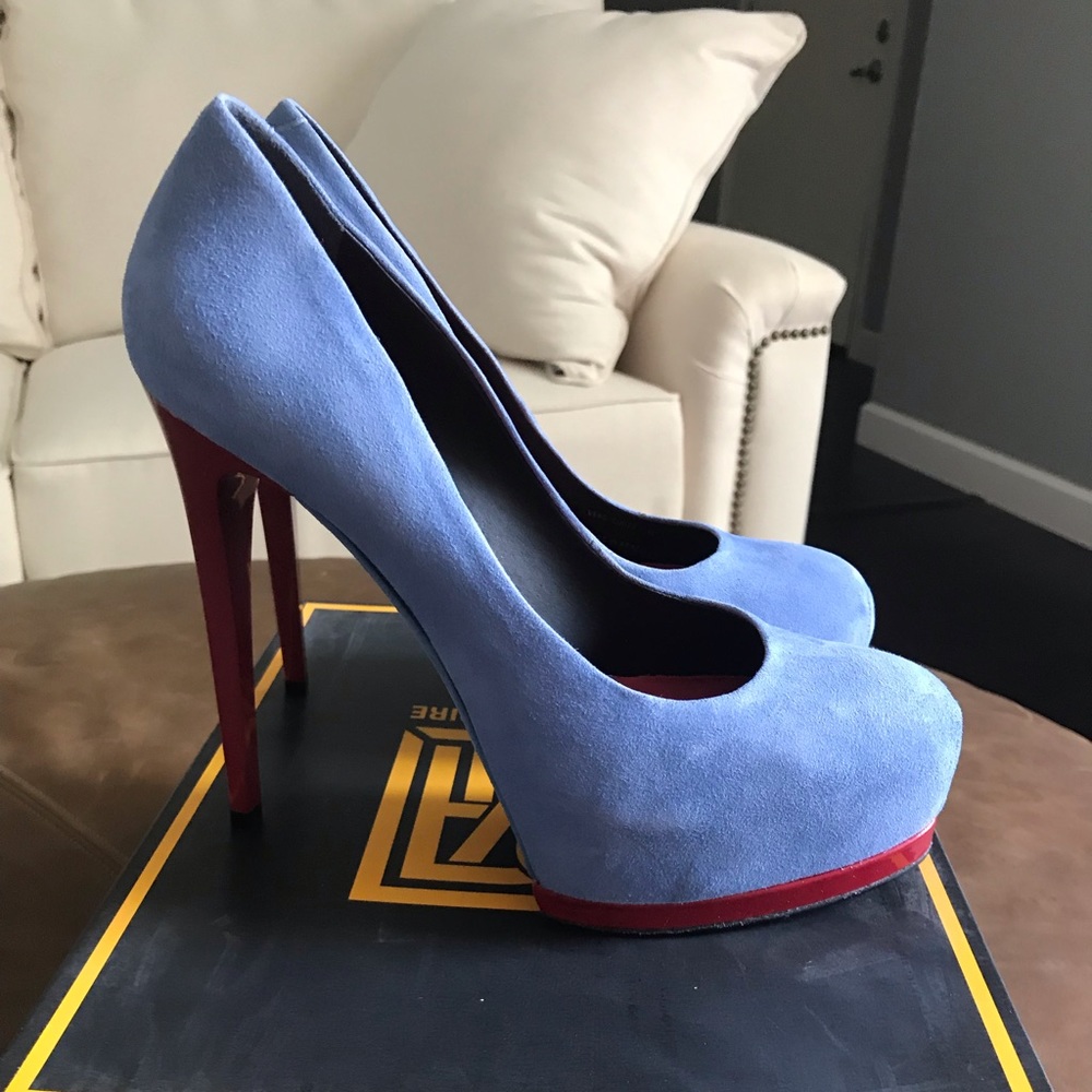 Pour La Victoire “Zimmer” heels
